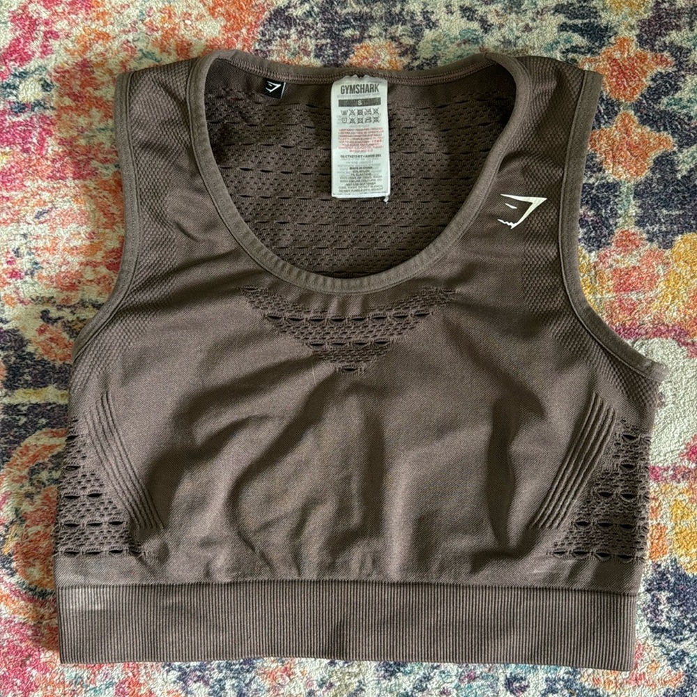 Gymshark top
